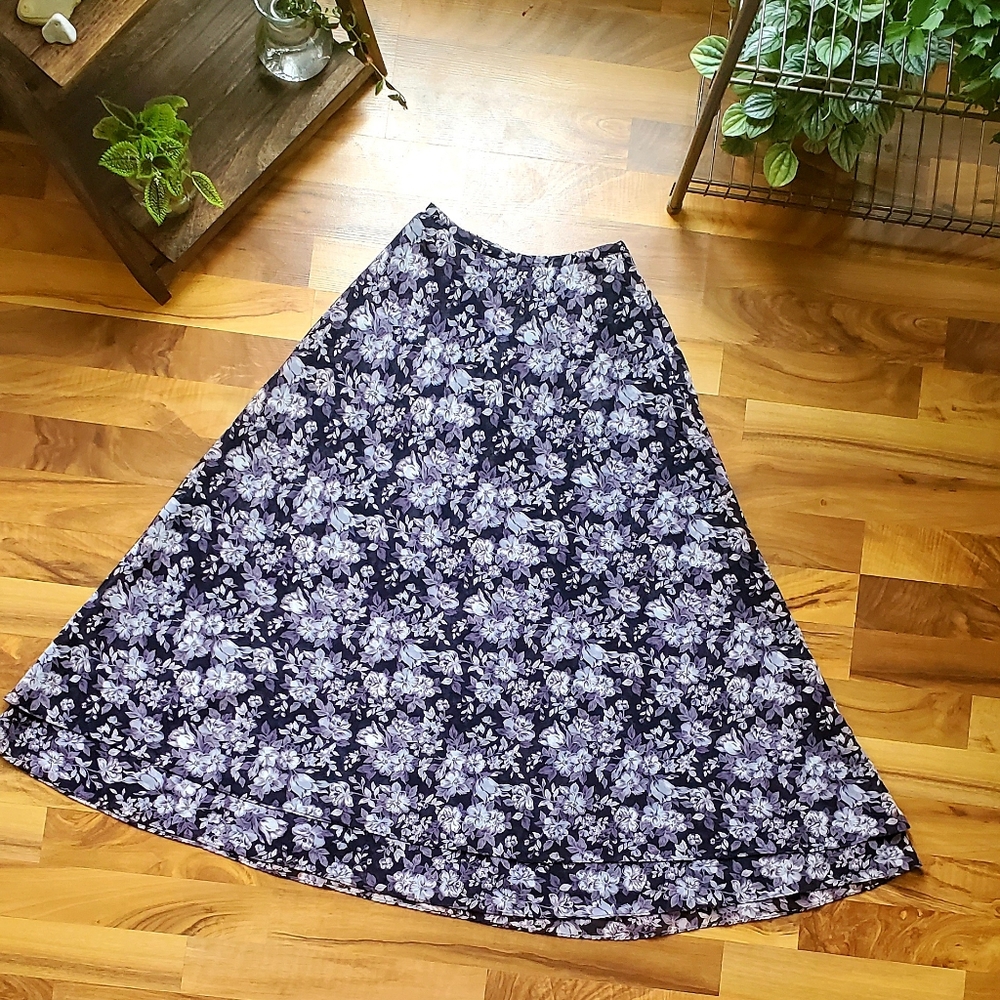Cottagecore Vintage Maxi Skirt Dark Floral Size XS